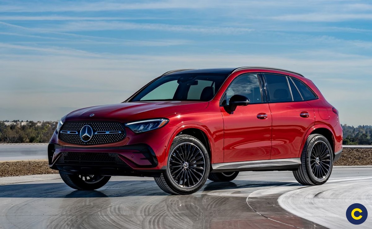 Tổng quan về phân khúc xe Mercedes 5 chỗ gầm cao