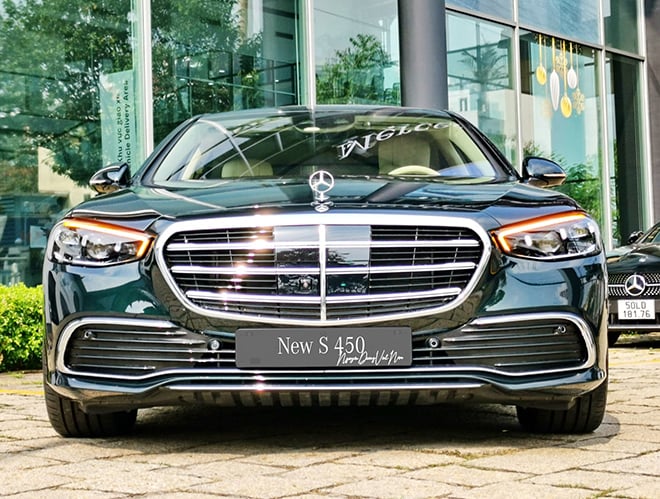 Phân Tích Chuyên Sâu Các Tông Màu Xanh Đặc Trưng Của Mercedes