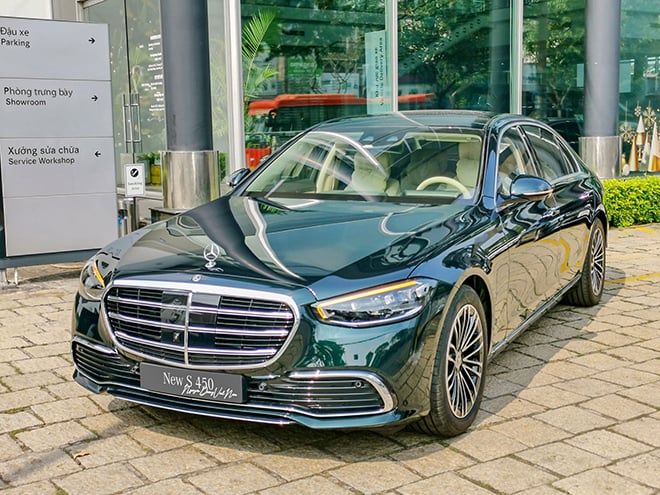 Những Điều Cần Cân Nhắc Khi Lựa Chọn Xe Mercedes Tông Xanh