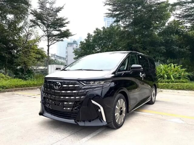 Thiết Kế Nội Ngoại Thất Toyota Alphard: Sang Trọng, Tiện Nghi Đến Từng Chi Tiết