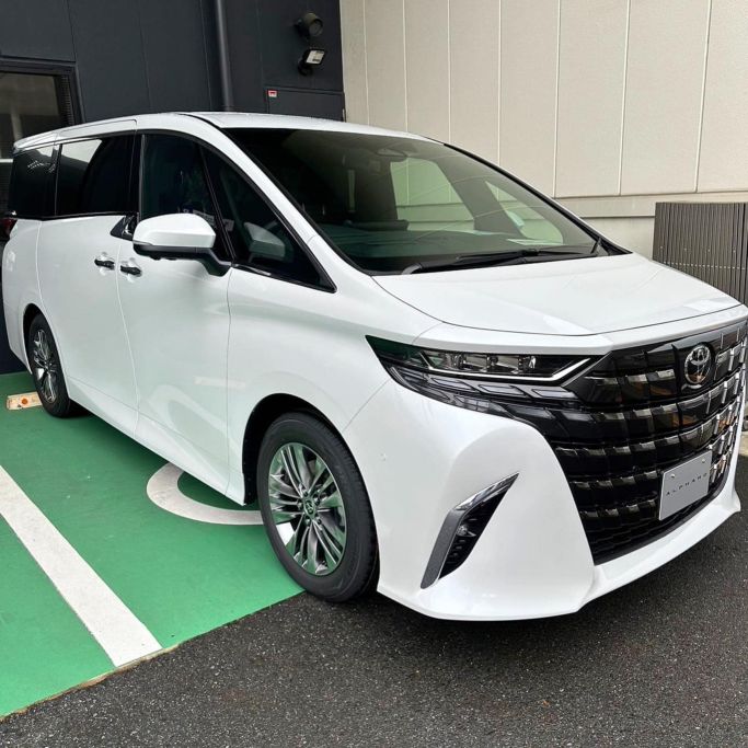 xe toyota alphard 2024 2