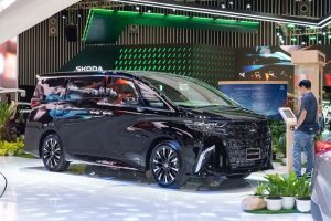 xe toyota alphard 2025 gia bao nhieu 6