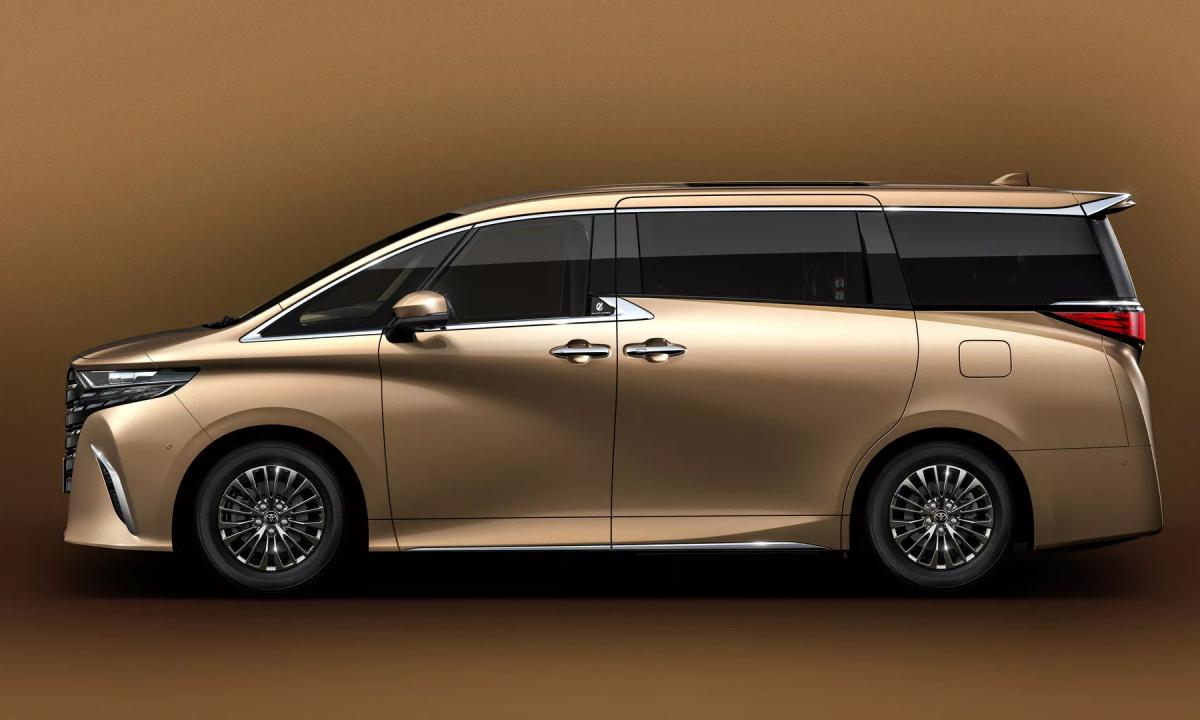 Toyota Alphard Hybrid: Đánh giá chi tiết từ A đến Z cho người mua xe thông minh