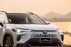 xe toyota corolla cross 2026 5