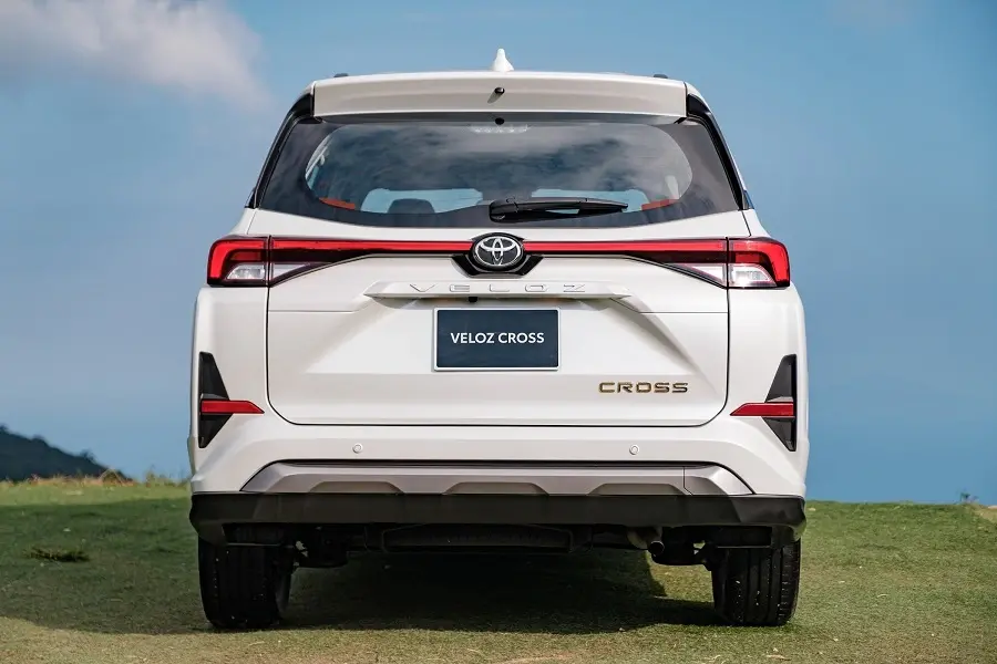 Đánh Giá Ưu Nhược Điểm và Tính Năng Toyota Veloz Cross: Liệu Có Xứng Đáng Với Mức Giá?