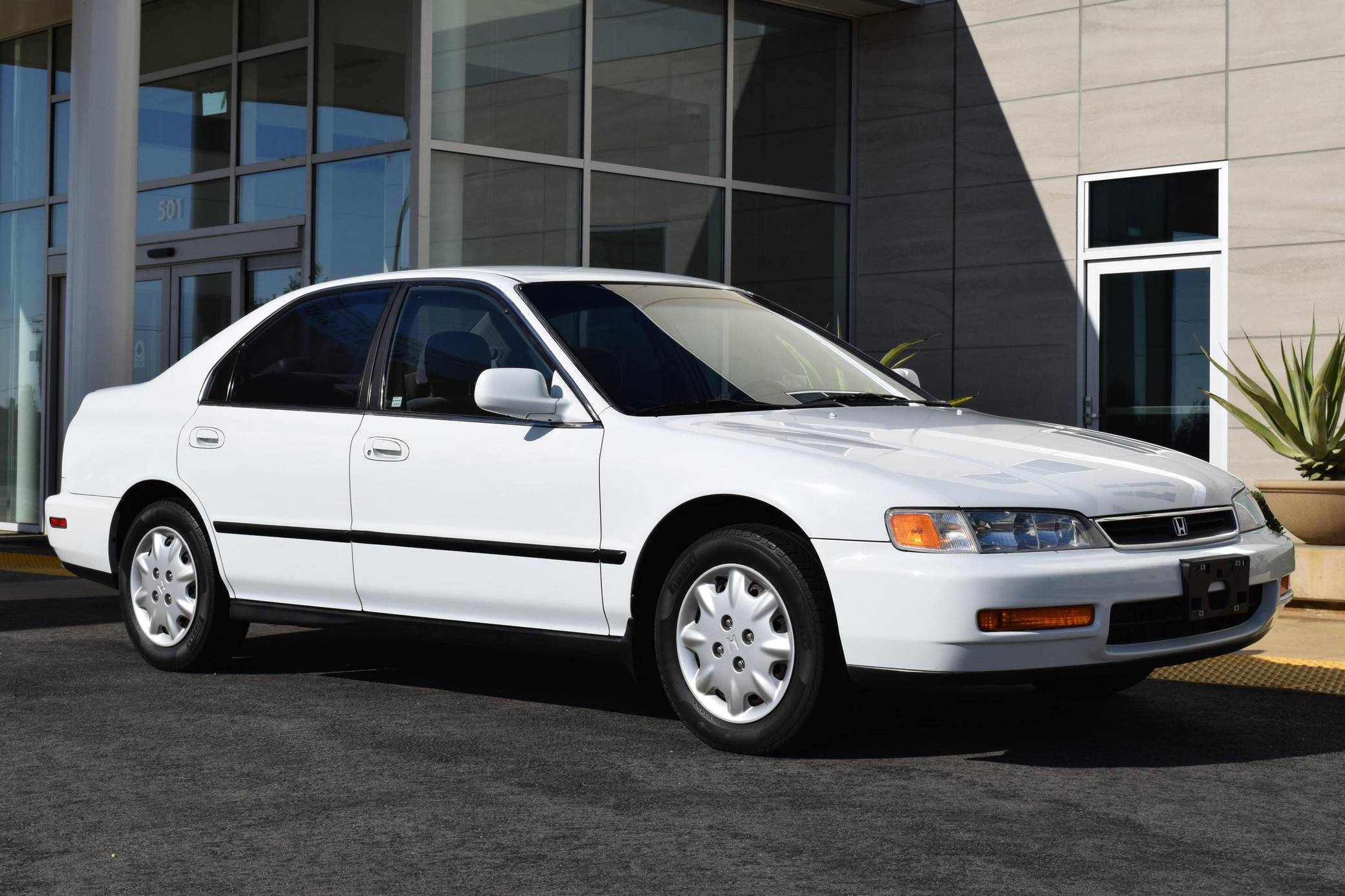 1996 honda accord - Hình 4