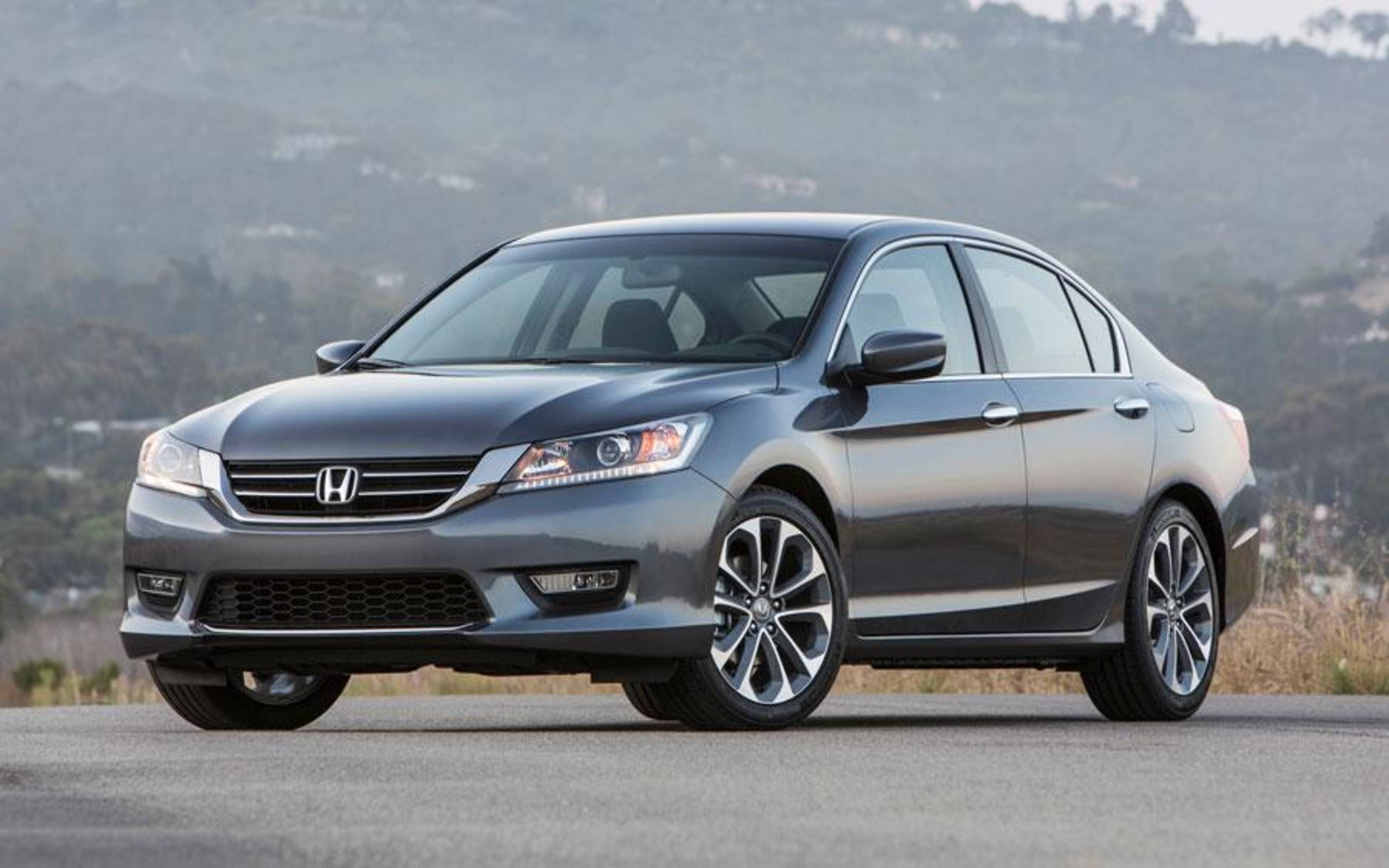2013 honda accord sedan - Hình 4