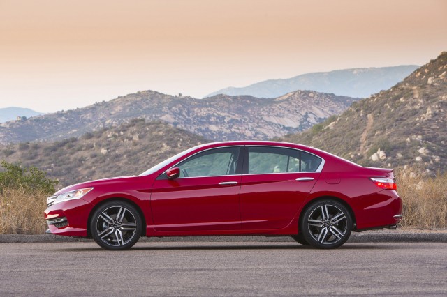 2016 honda accord review - Hình 3