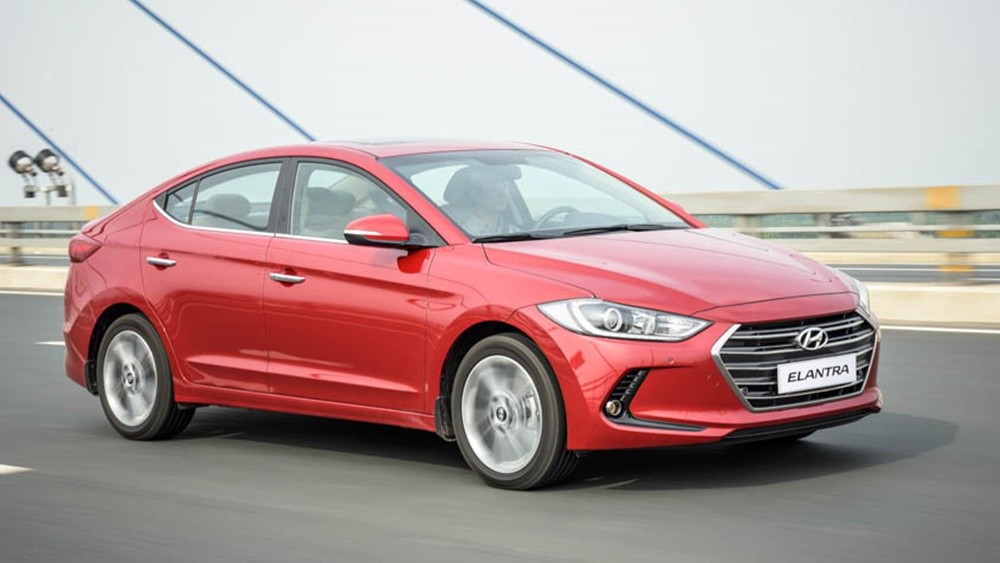 2016 hyundai elantra - Hình 2