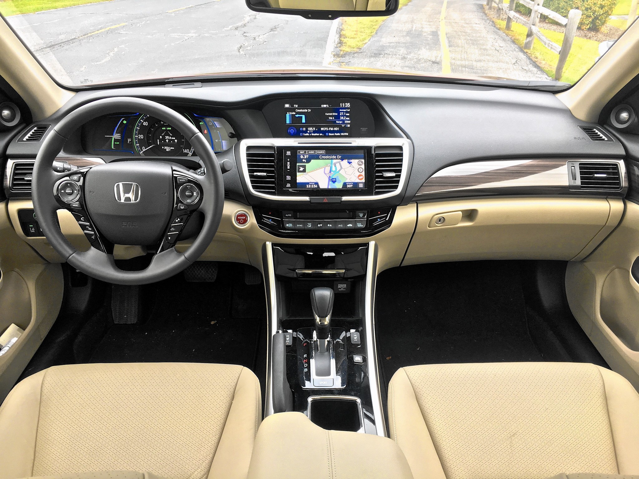 2017 honda accord interior - Hình 2