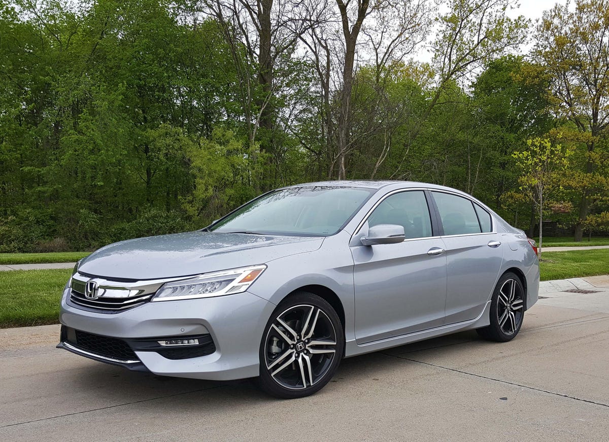 2017 honda accord review - Hình 3