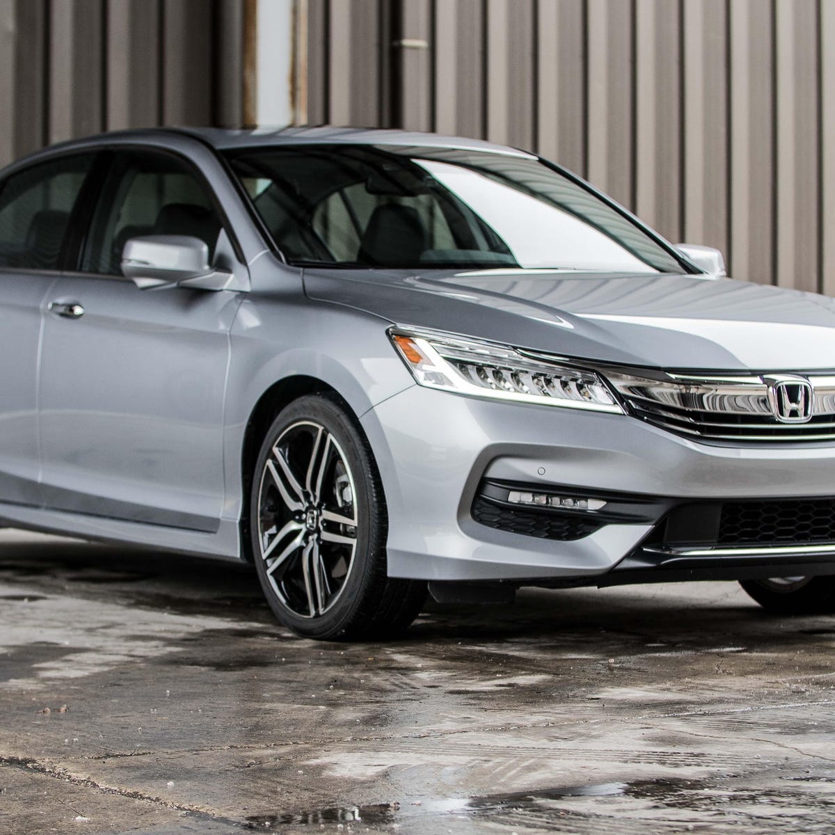 2017 honda accord sedan - Hình 3