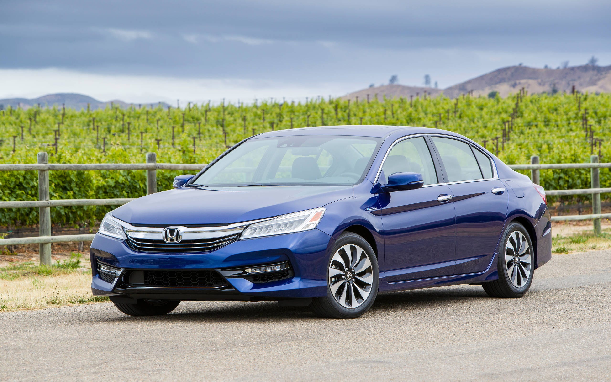 2017 honda accord touring - Hình 3