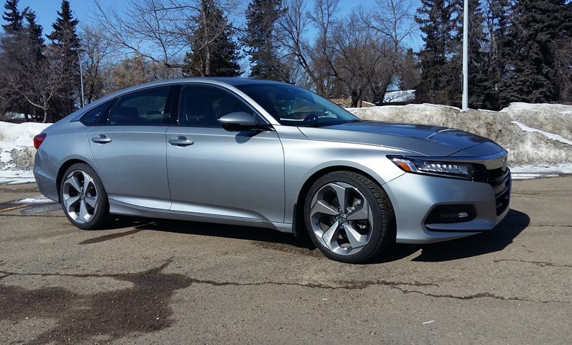 2018 honda accord touring - Hình 2