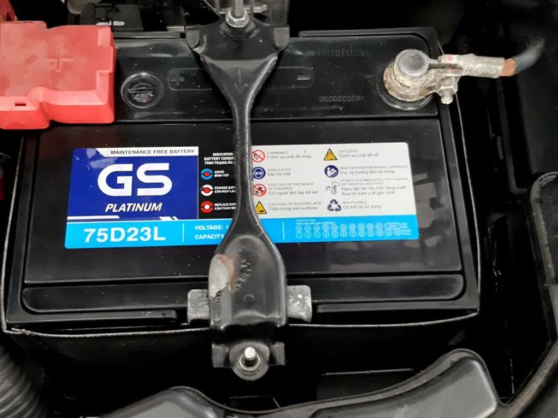 ắc quy nissan - Hình 4