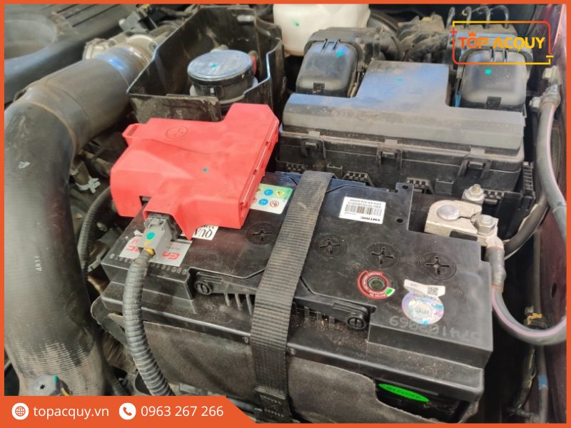 ắc quy xe ford everest - Hình 5