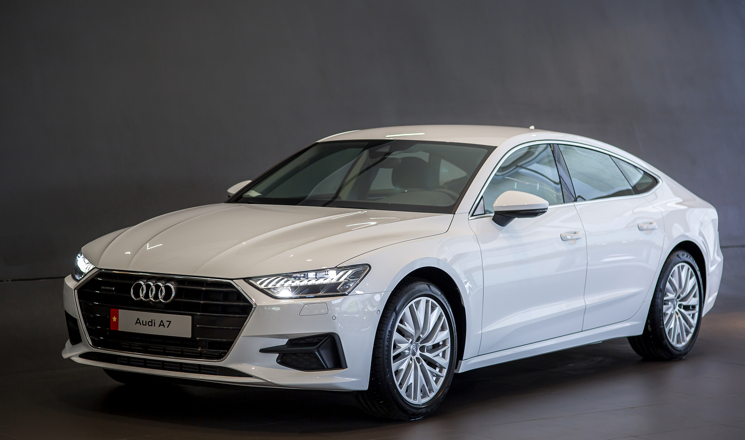 audi a7 giá bao nhiêu tiền