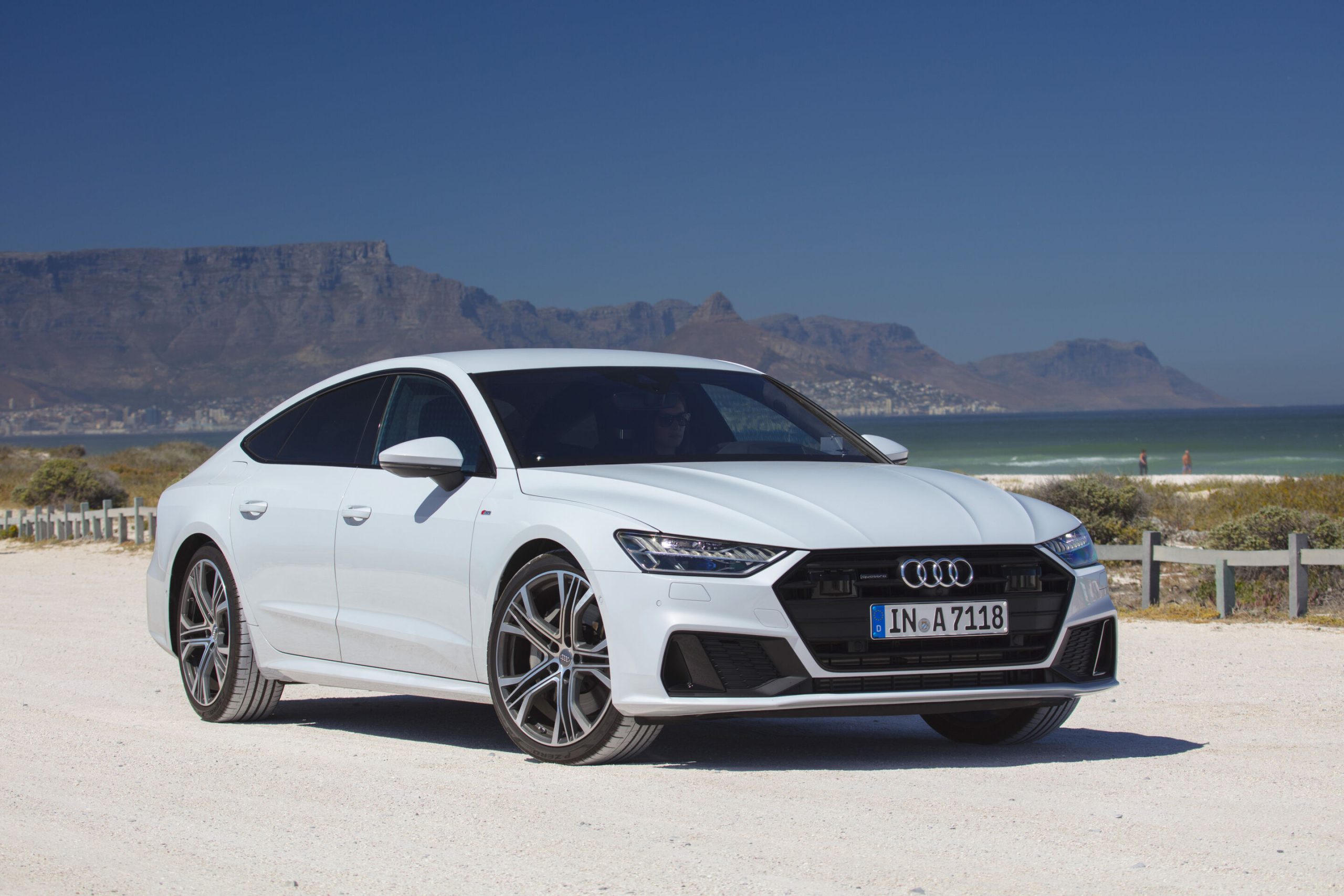 audi a7 sportback - Hình 5