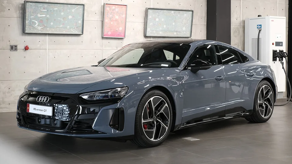 audi etron gt giá - Hình 3