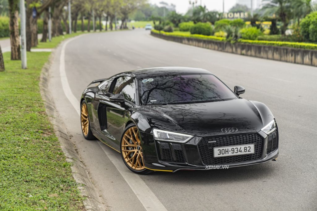 audi r8 v10 plus - Hình 3