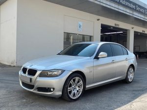 bmw 320i 2010