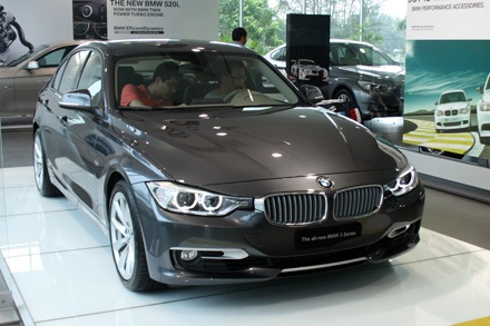 bmw 320i 2012