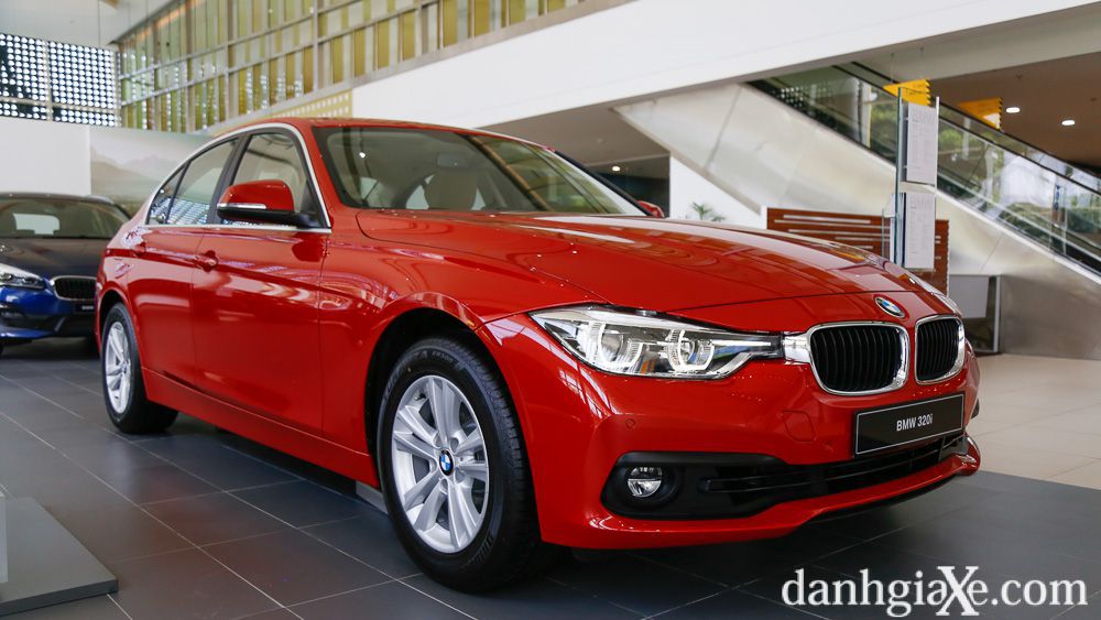 bmw 320i 2019