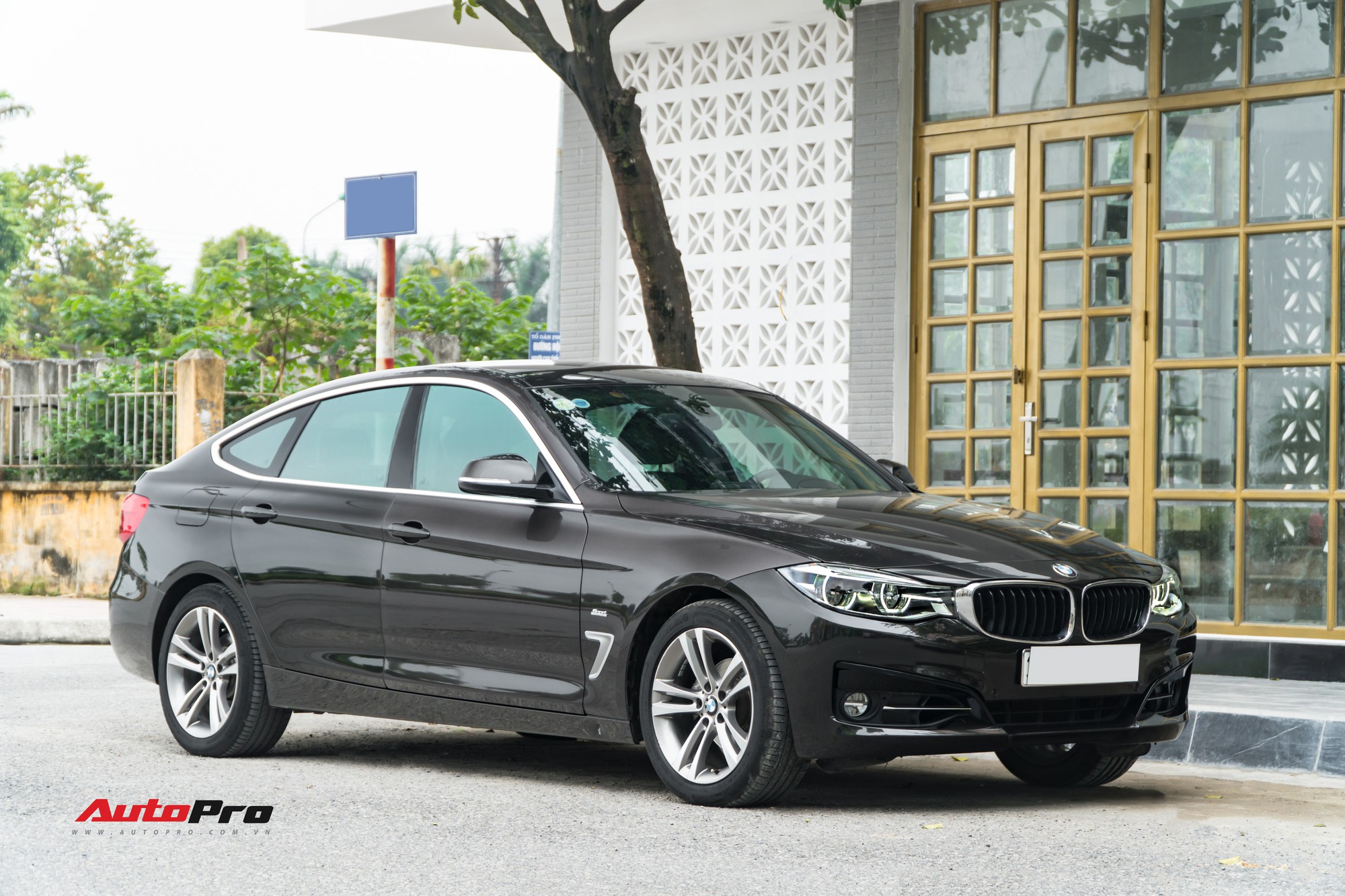 bmw 320i gt - Hình 4