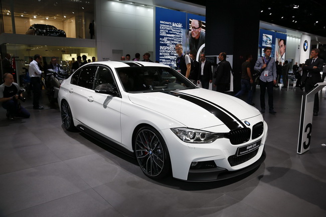 bmw 335i - Hình 4