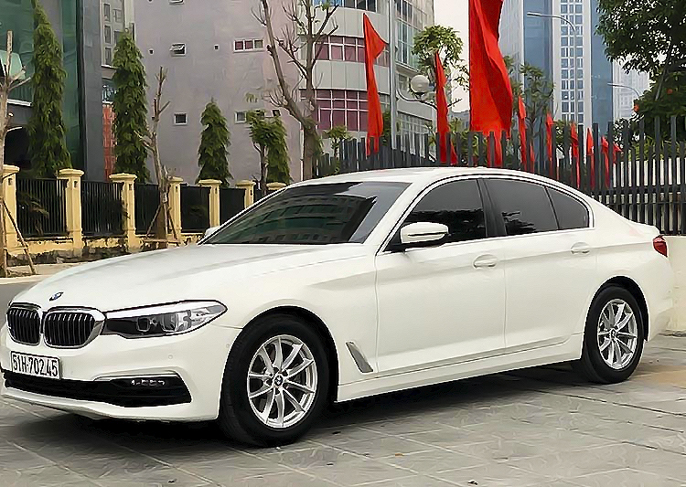 bmw 520i 2018 - Hình 2