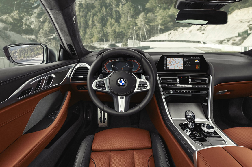 bmw 8 series - Hình 4
