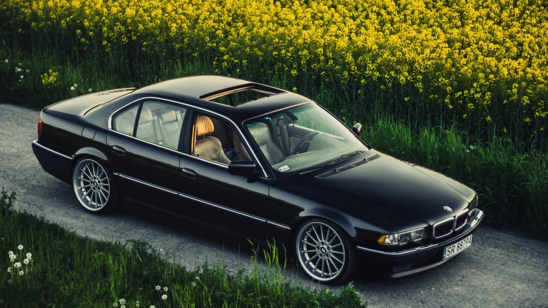 bmw e38 - Hình 4