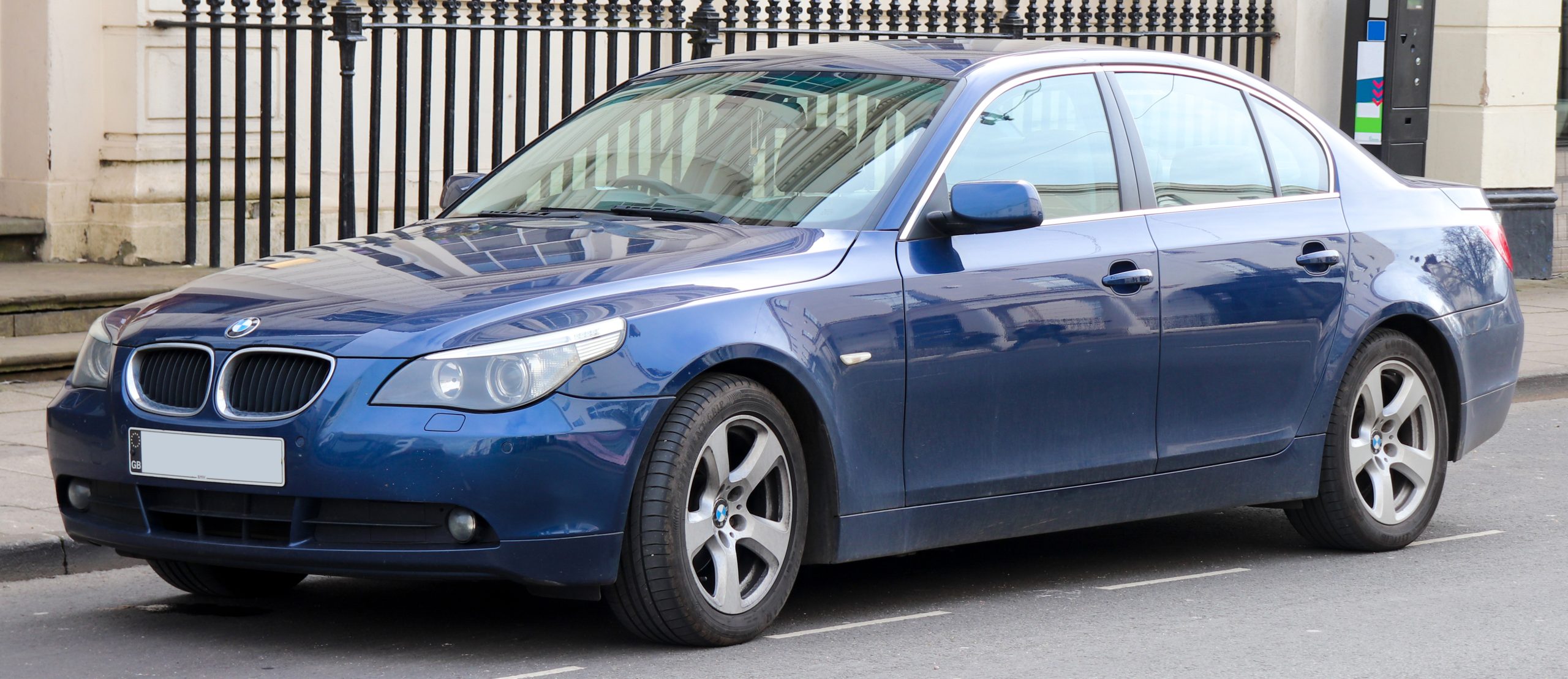 bmw e60 - Hình 2