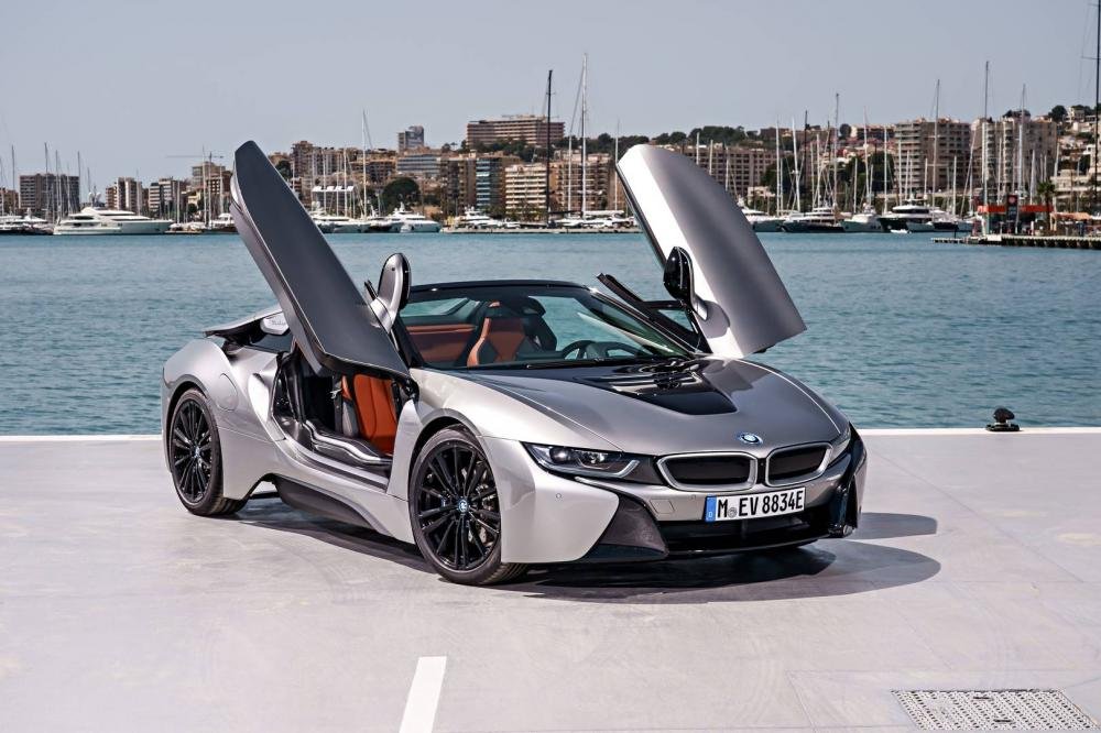 bmw i8 bao nhiêu tiền - Hình 3