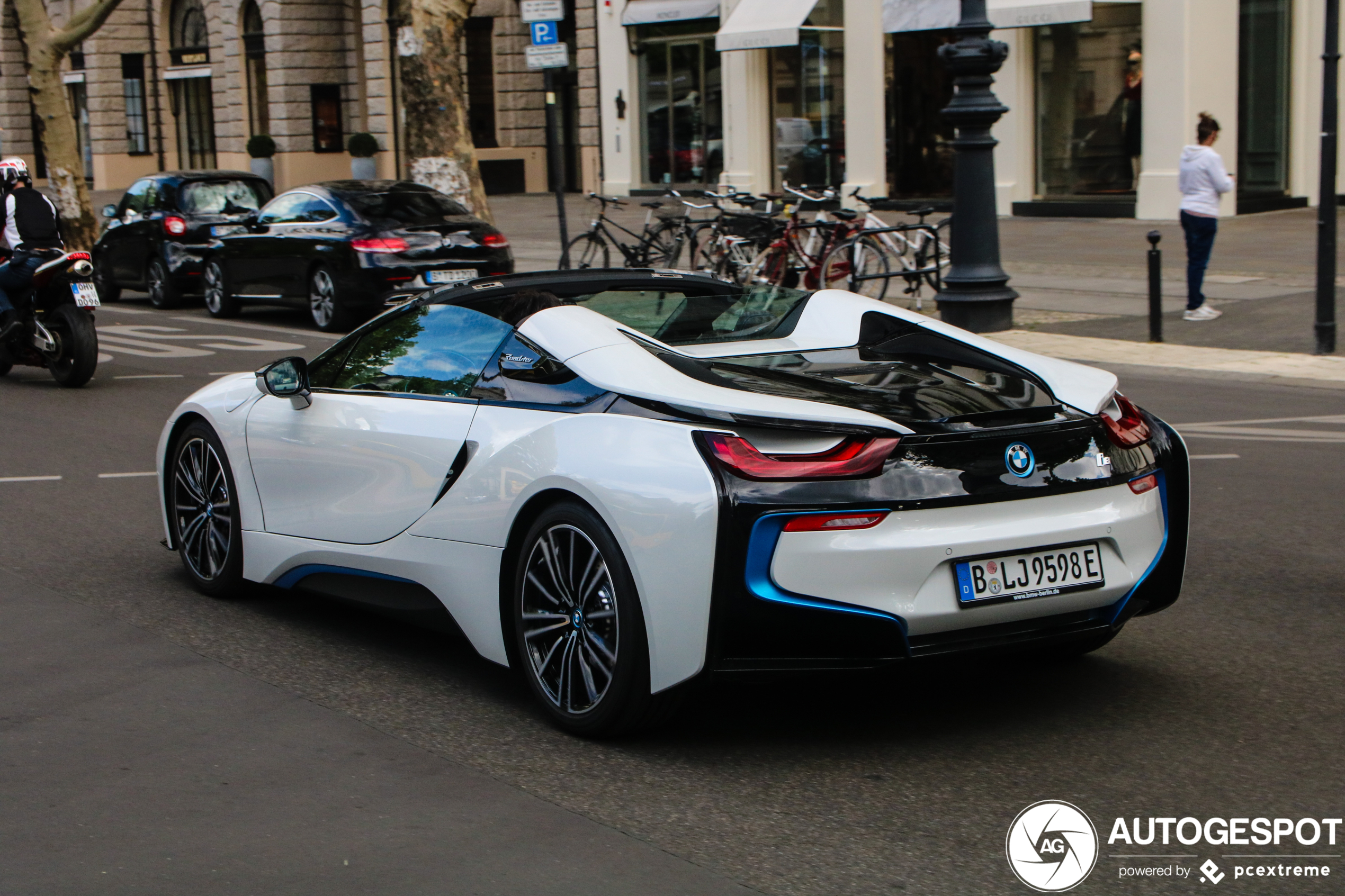 bmw i8 roadster - Hình 5