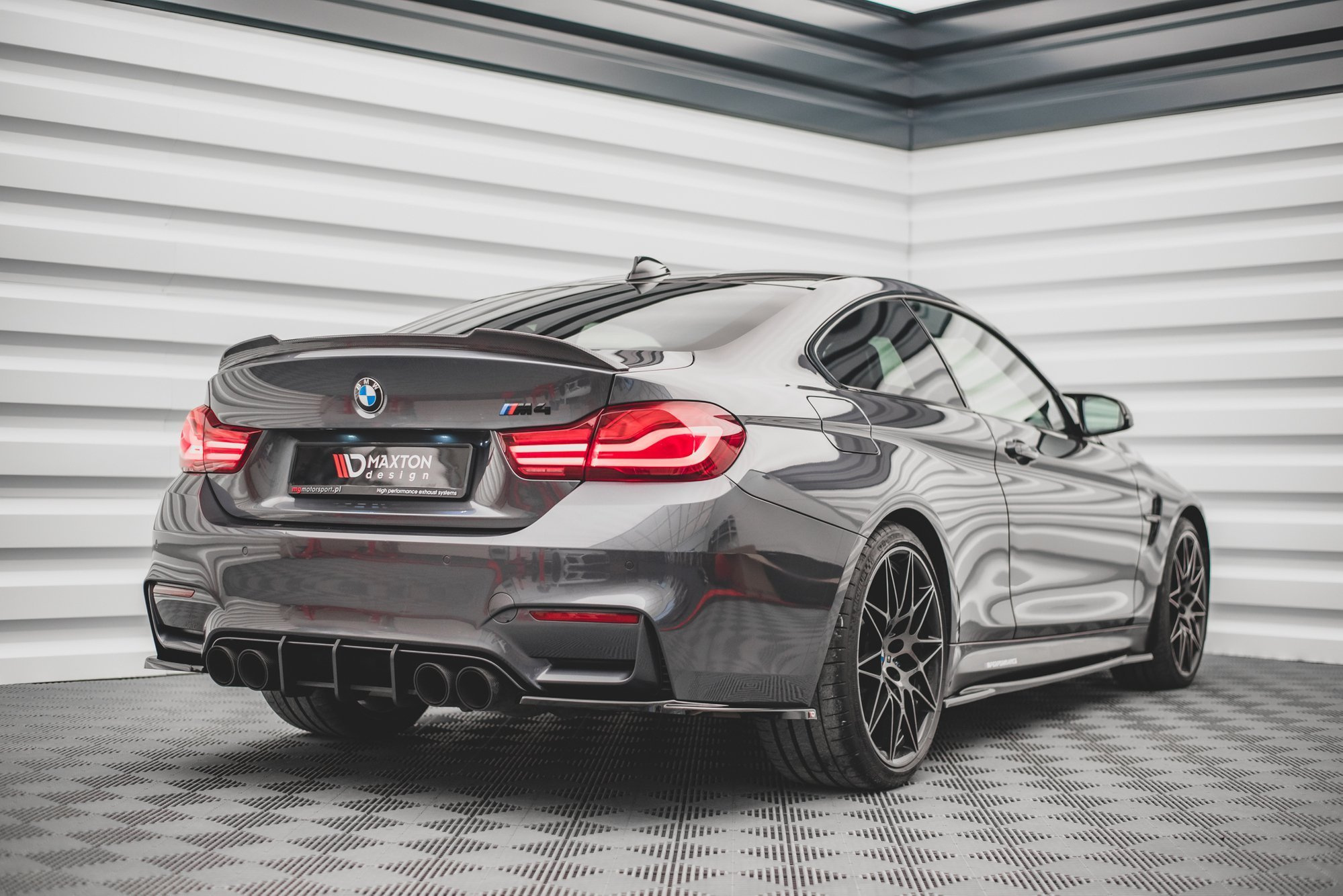 bmw m4 f82 - Hình 3