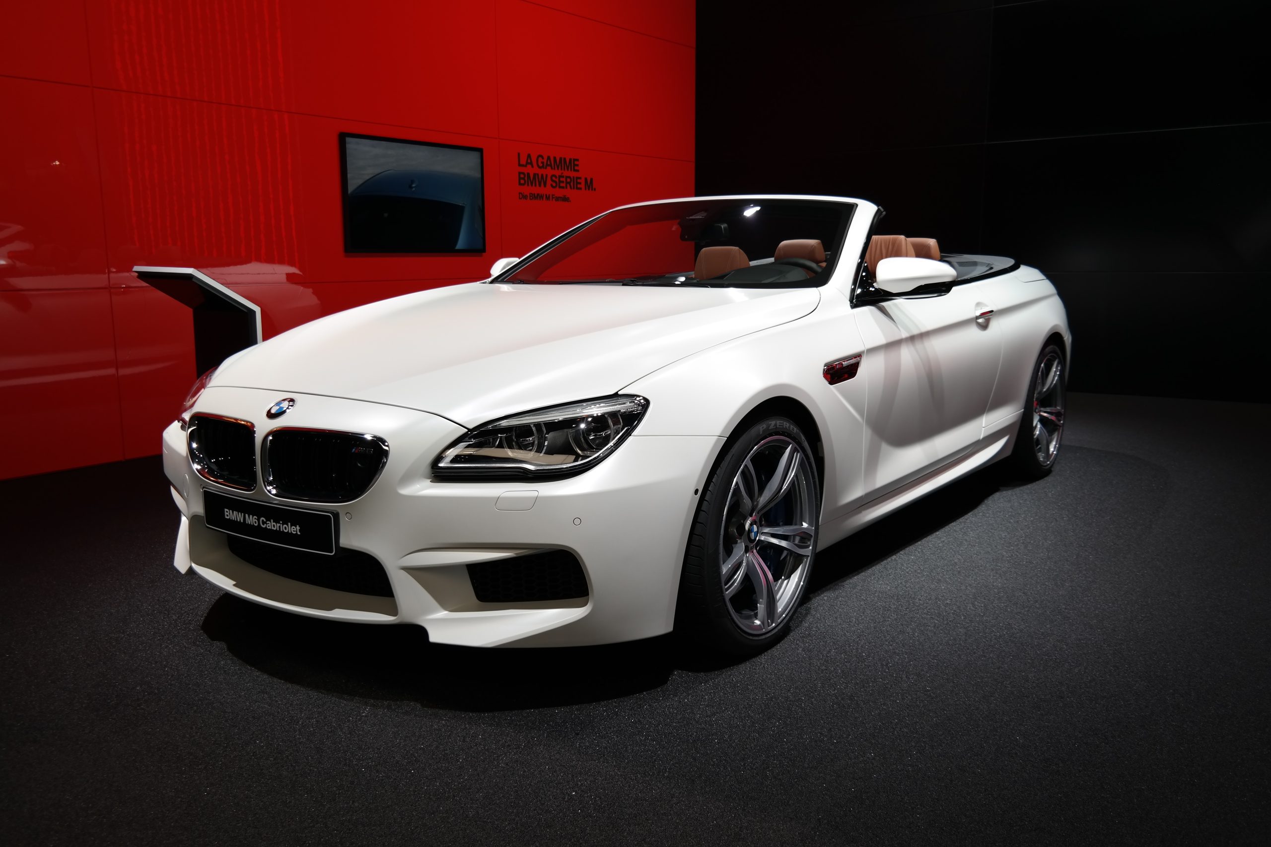 bmw m6 - Hình 2