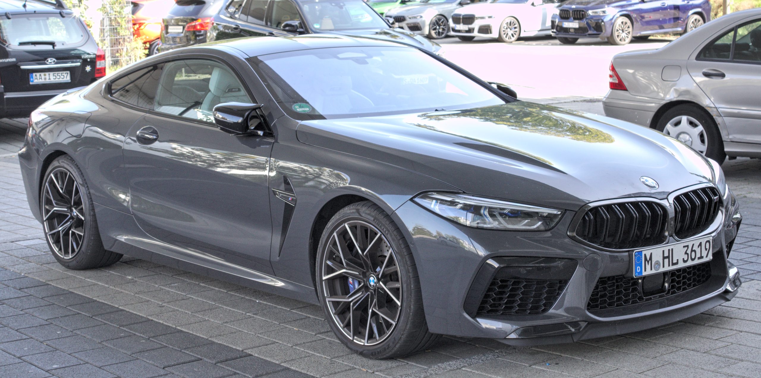 bmw m8 - Hình 2