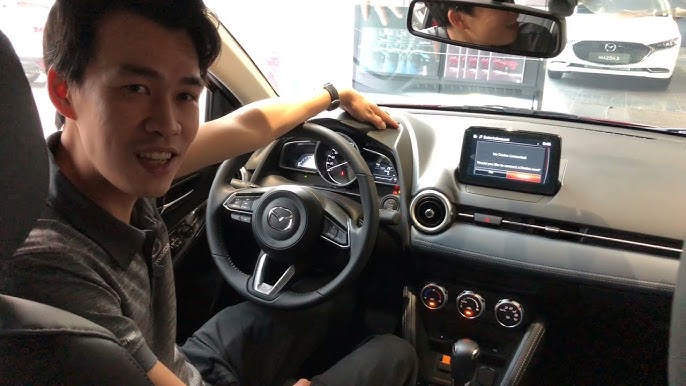 cách lái xe mazda 2 - Hình 1