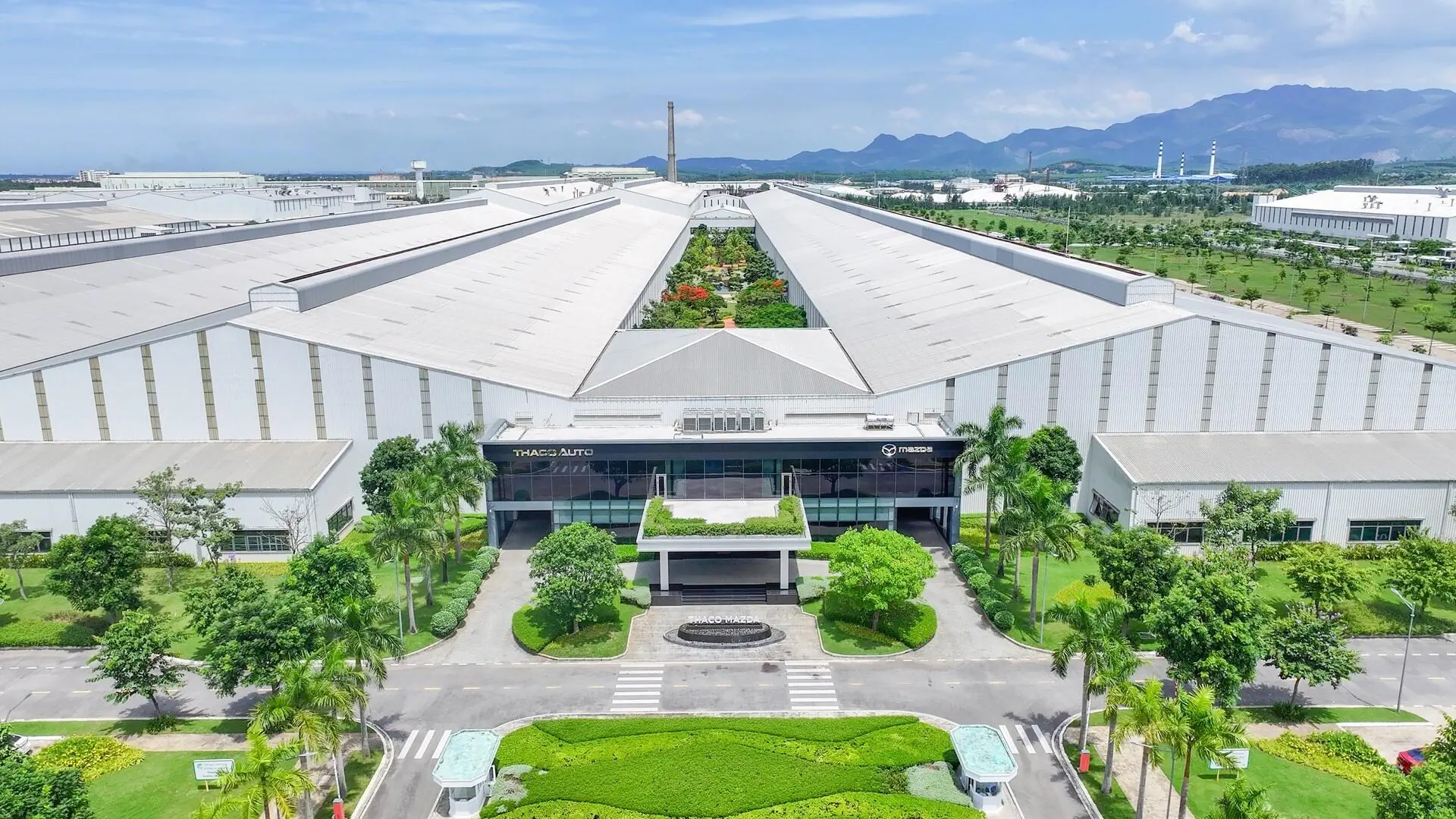 công ty tnhh mtv sản xuất ô tô thaco mazda - Hình 4