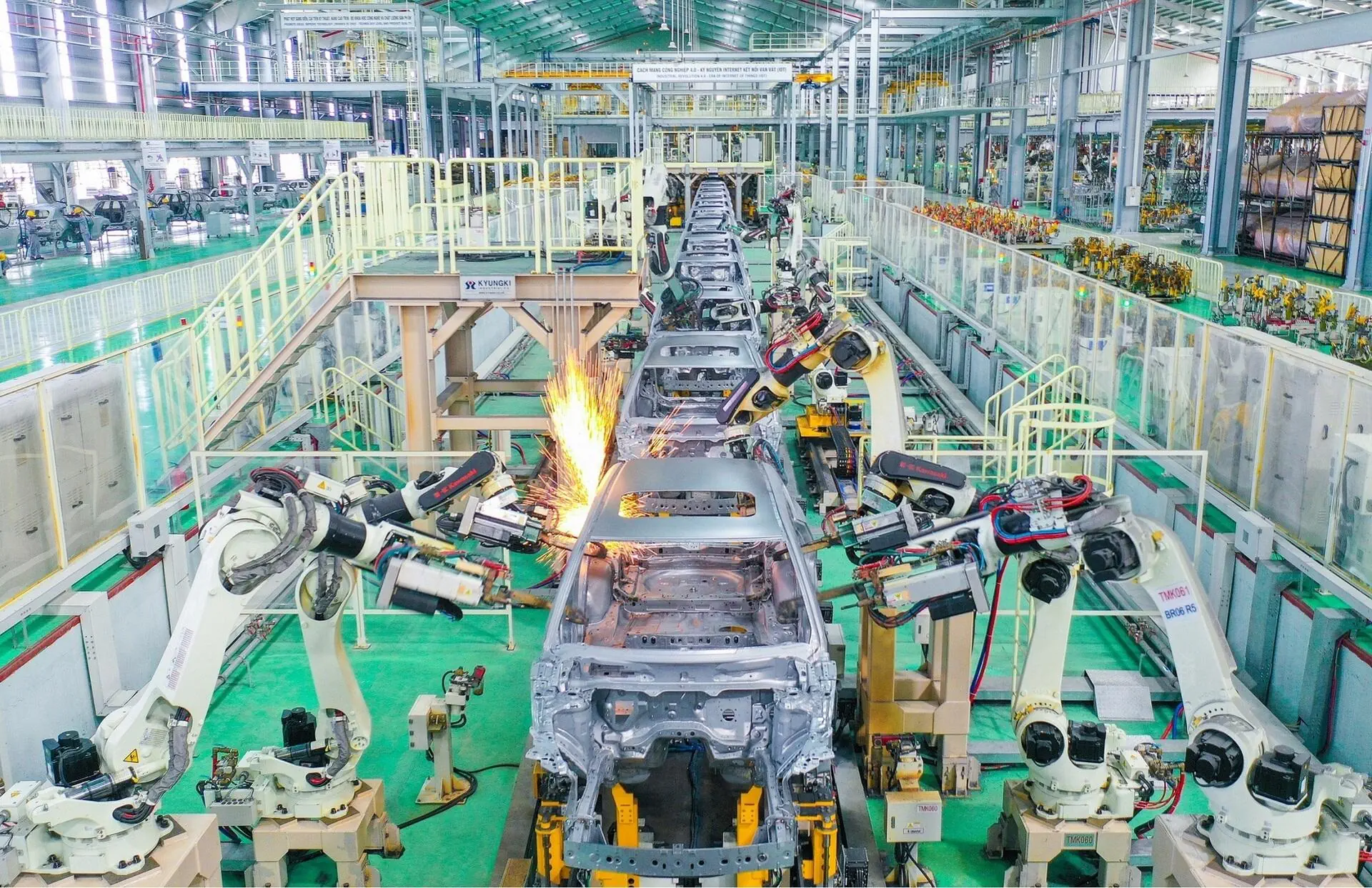 công ty tnhh mtv sản xuất ô tô thaco mazda - Hình 5