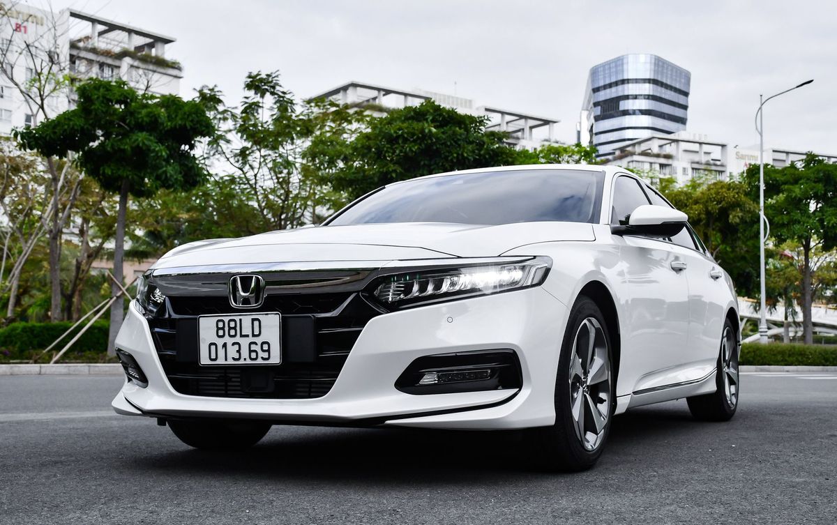 đánh giá honda accord - Hình 3