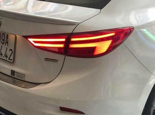 đèn hậu mazda 3 - Hình 4
