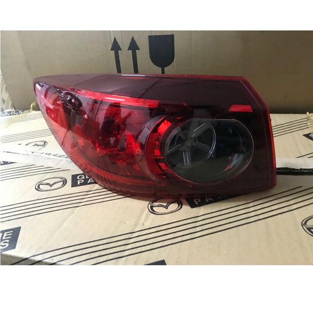 đèn hậu mazda 3 - Hình 5
