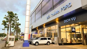 ford chế lan viên