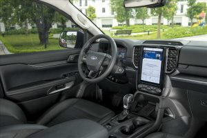 ford everest nội thất