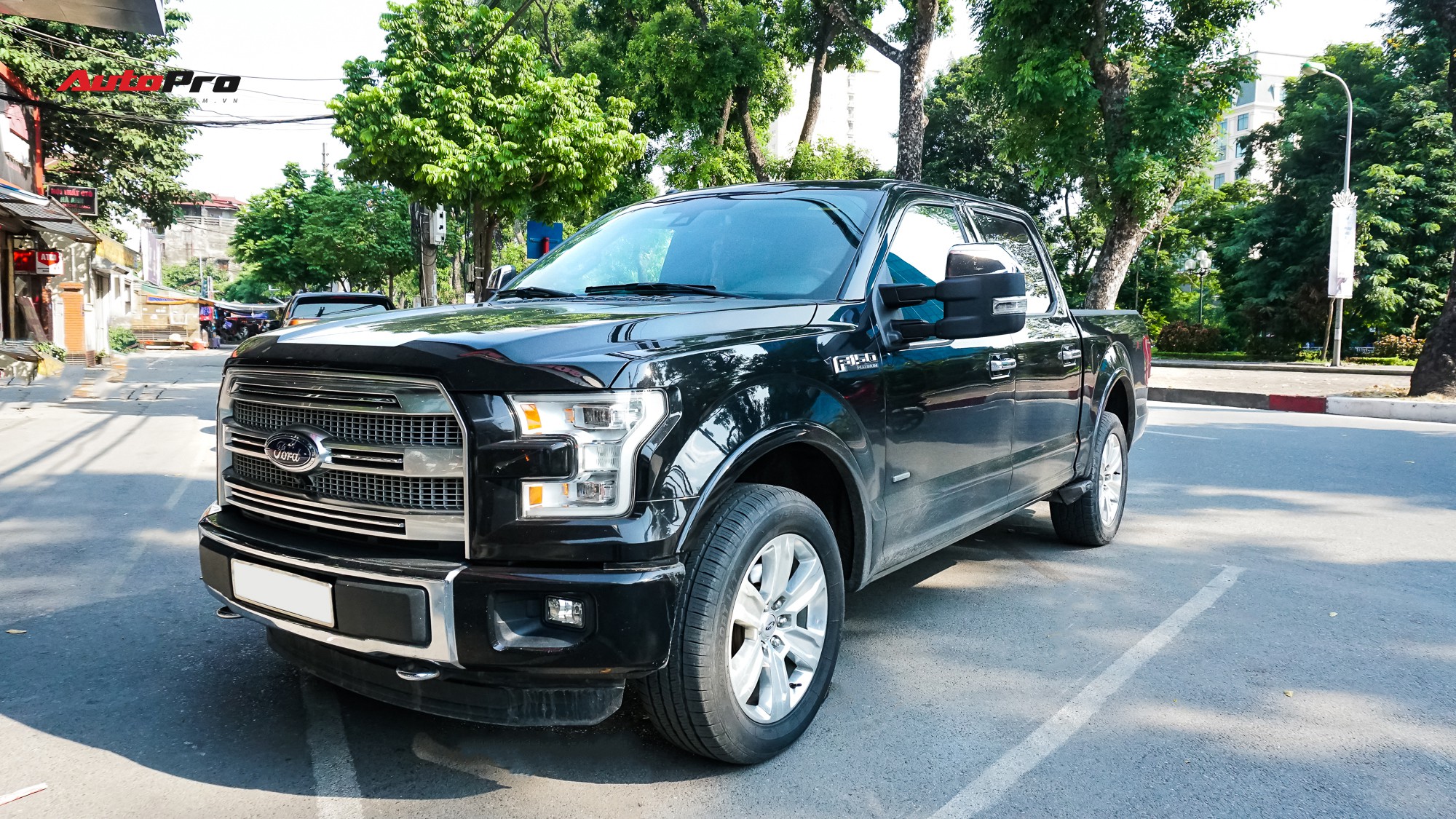 ford f 150 platinum - Hình 1