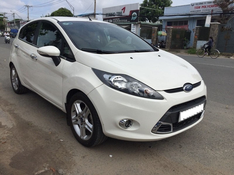 ford fiesta cũ