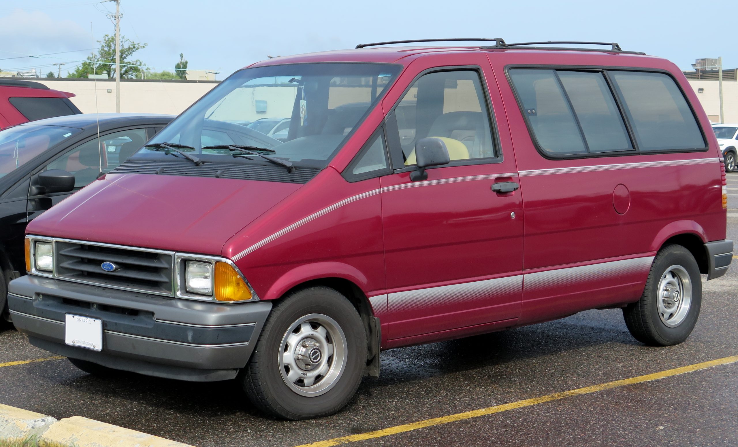 ford minivan - Hình 5