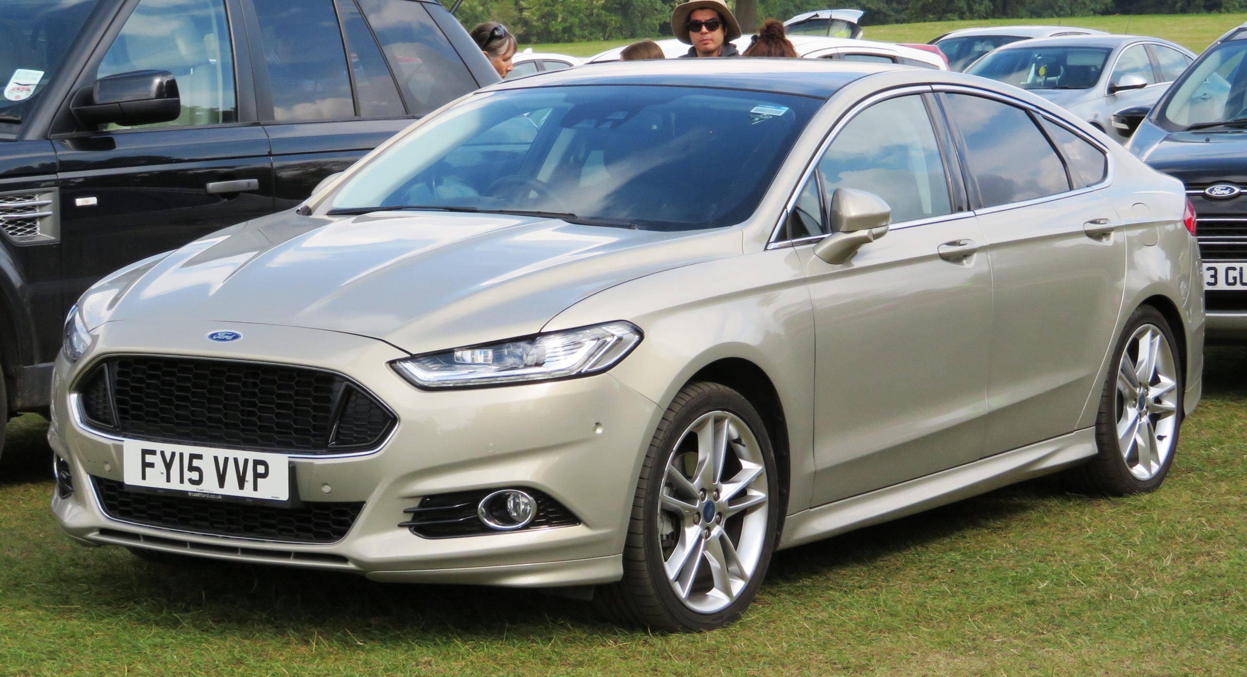 ford mondeo - Hình 4